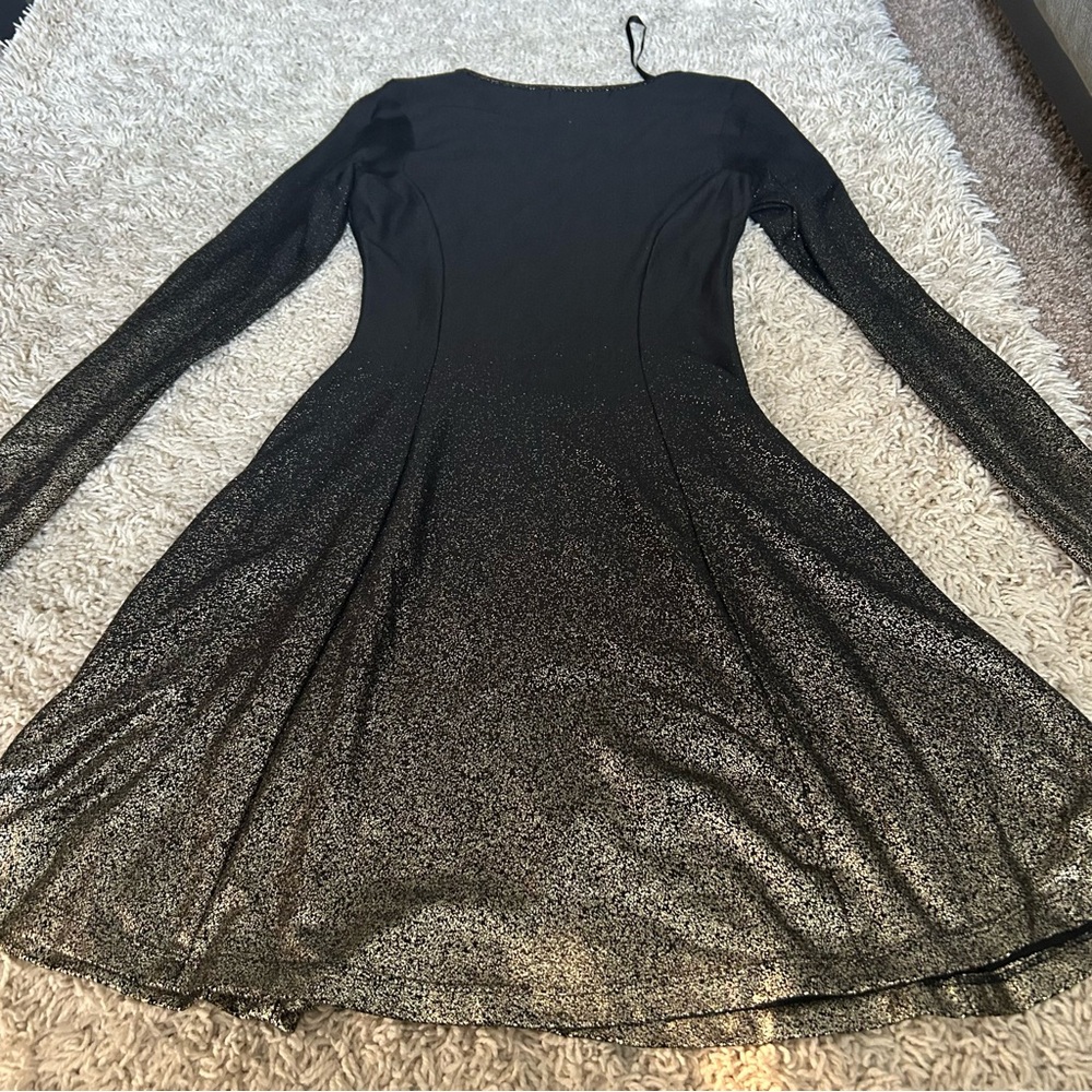 Dress - Picture 4 of 4